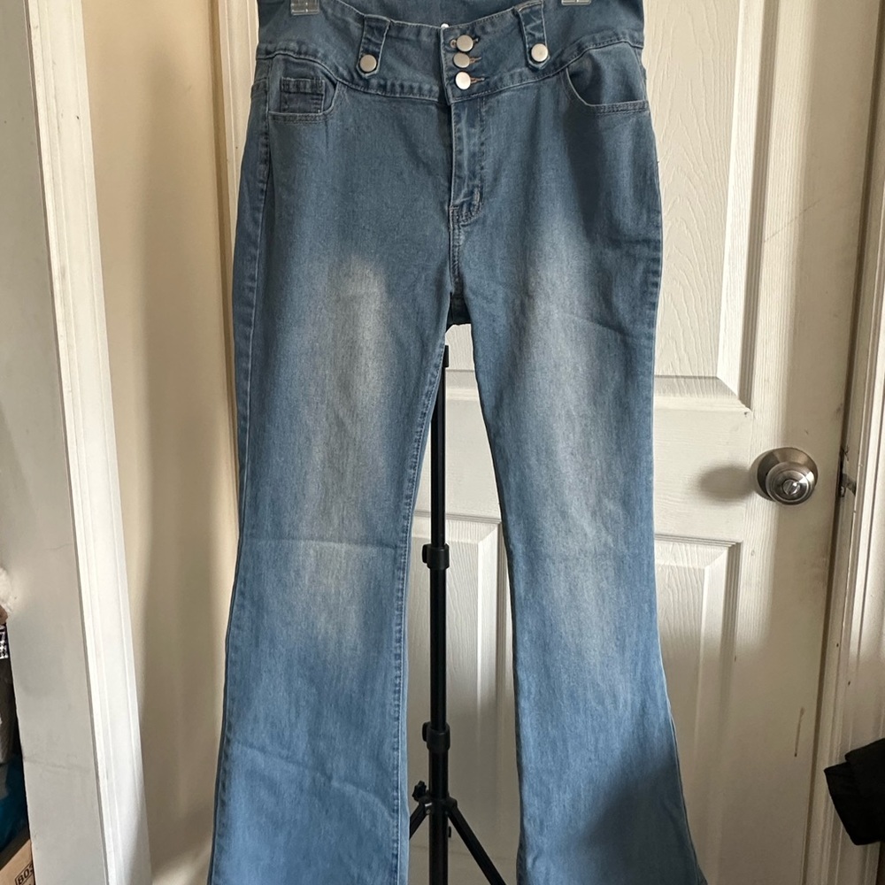 Women's Blue Jeans & Pink Bows On The Back